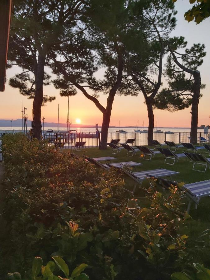 Villaggio Turistico Dei Tigli بادينغي سول غاردا المظهر الخارجي الصورة